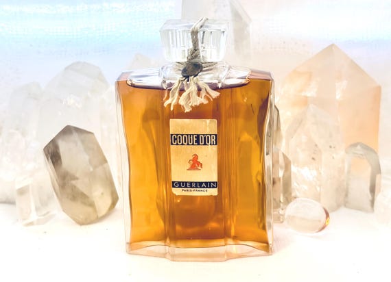 Guerlain, Coque D'Or, 'Golden Shell', '80 ml. or 2.7 oz. Flacon de Guerre, Parfum Extrait, 1937, 1944, Paris, France ..