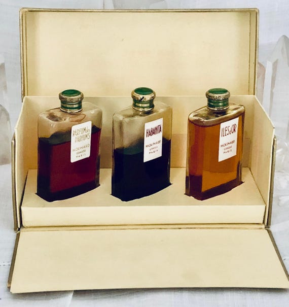 Molinard, Coffret, Le Parfums des Parfums, Iles d'Or, et Habanita, 3 x 15 ml. or 0.5 oz. Flacons, Parfum Extrait, 1940, Paris, France ..