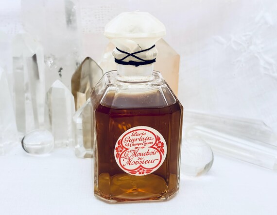 Guerlain, Mouchoir de Monsieur, Gentleman's Handkerchief, 80 ml. or 2.81 oz. Flacon, Parfum Extrait, Flacon Carre, 1904, 1935, Paris, France