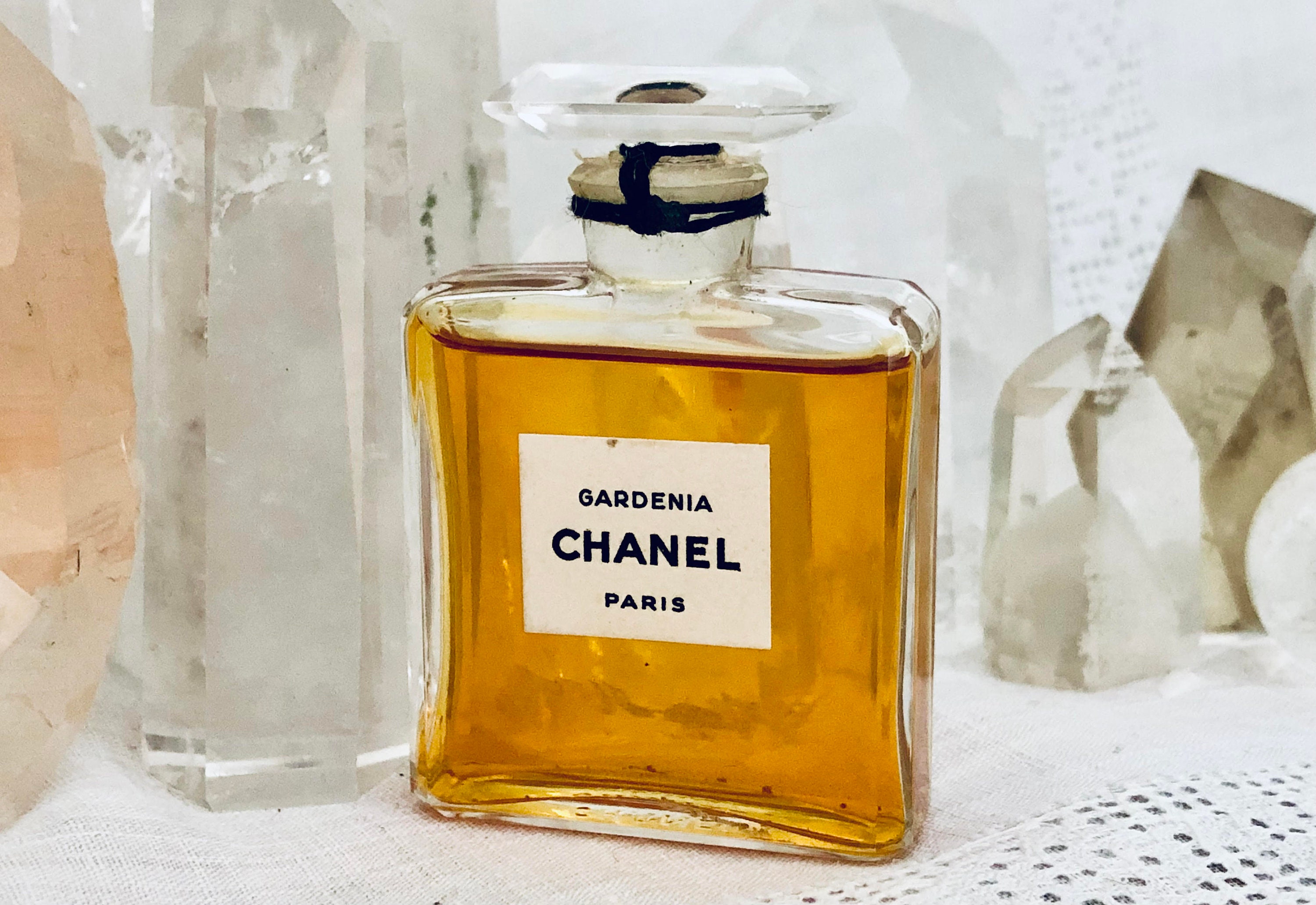 Chanel Gardénia Gardenia 15 Ml. or 0.25 Oz. Flacon Parfum -  Norway