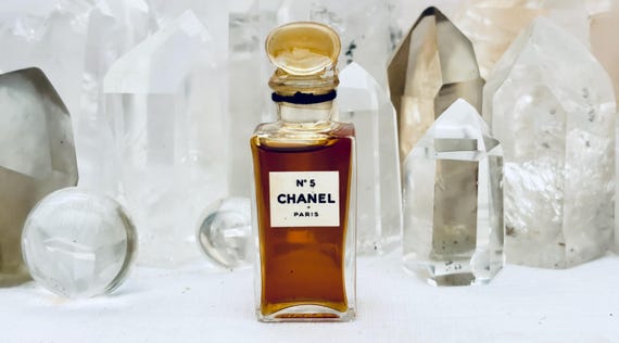 Chanel, No. 5, 7.5 ml. or 0.25 oz Flacon, Parfum Extrait, 1921, 1940, Paris, France ..