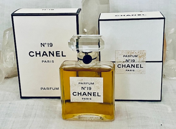Chanel, No. 19, 28 ml. or 1 oz. Flacon, Parfum Extrait, 1970, 2000
