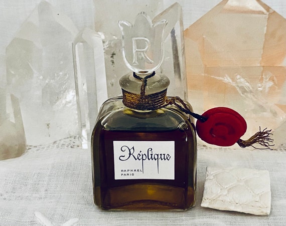 Raphaël, Raphael, Réplique, Replique, 'Replica', 30 ml. or 1 oz. Flacon, Parfum Extrait, 1936, Paris, France ..