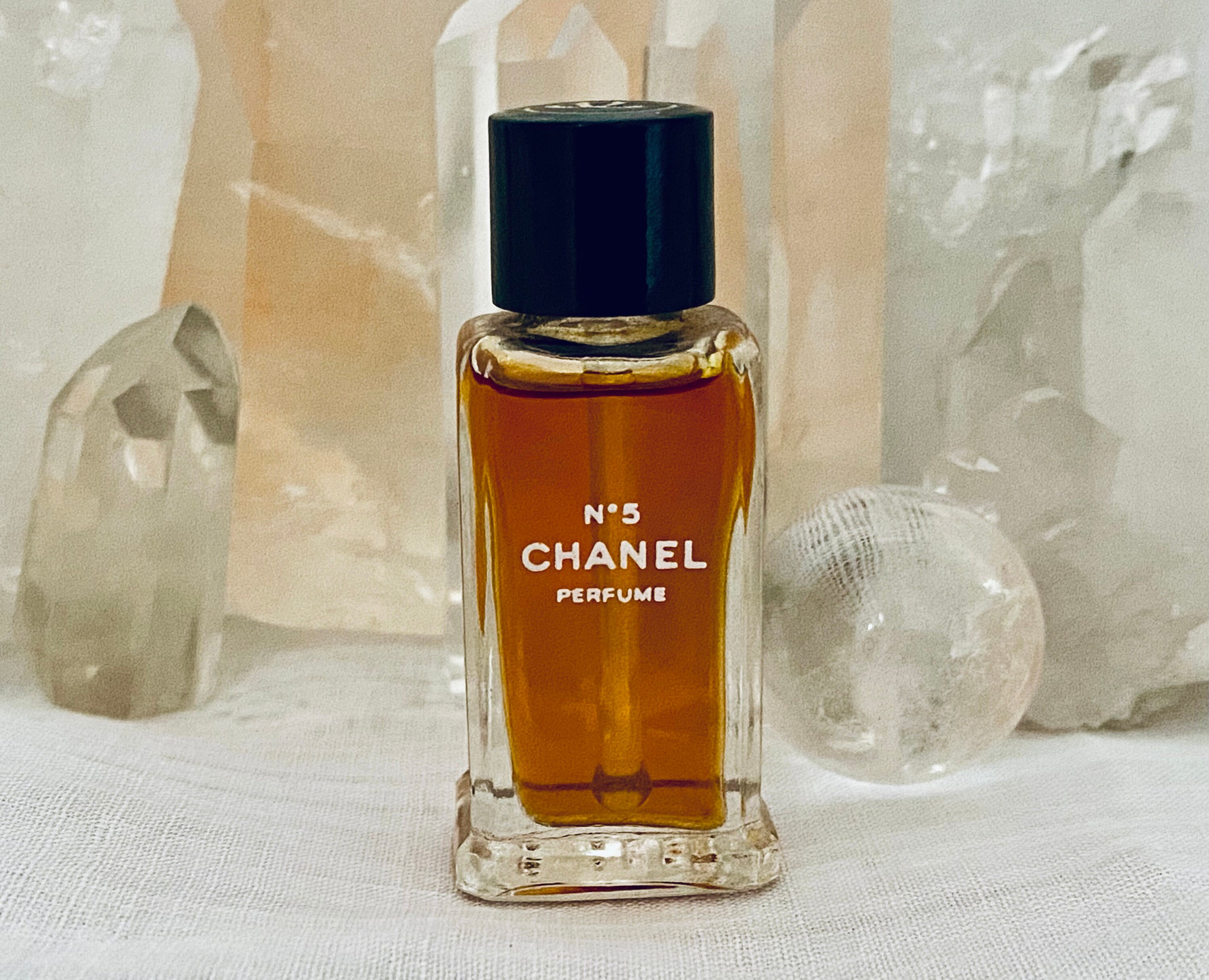 Chanel No. 5 7.5 Ml. or 0.25 Oz Flacon Parfum Extrait 