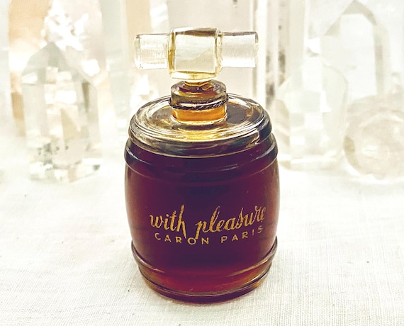 Caron, With Pleasure, 18.72 ml. or 0.633 oz. Flacon, Parfum Extrait, 1949, 1955, Paris, France ..