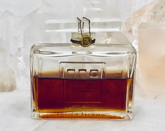Lucien Lelong, Taglio, 'Styling', 45 ml. or 1.5 oz. Flacon, Parfum Extrait, 1943, Paris, France ..
