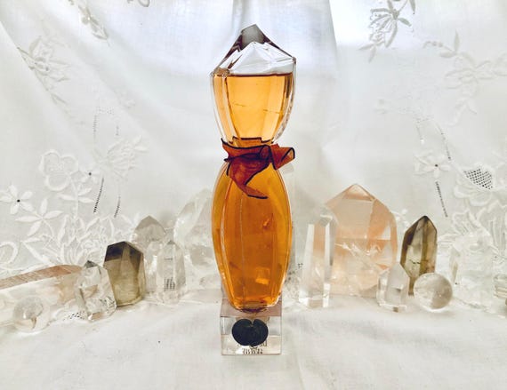 Caron, Pour Une Femme de Caron, 'For A Woman', 75 ml. or 2.54 oz., Flacon, Parfum Extrait, Baccarat, Limited Edition, 1934, 1990, Paris,