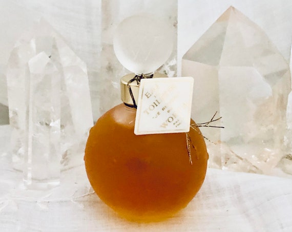 Worth, Je Reviens, 'I Will Return', Narcissus, 50 ml. or 1.69 oz. Flacon, Eau de Toilette, Lalique, 1922, 1945, Paris, France ..