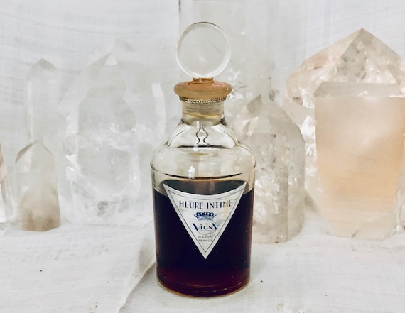 Vigny, Heure Intime, 'Intimate Hour', 30 ml. or 1 oz. Flacon, Parfum Extrait, 1933, Paris, France ..