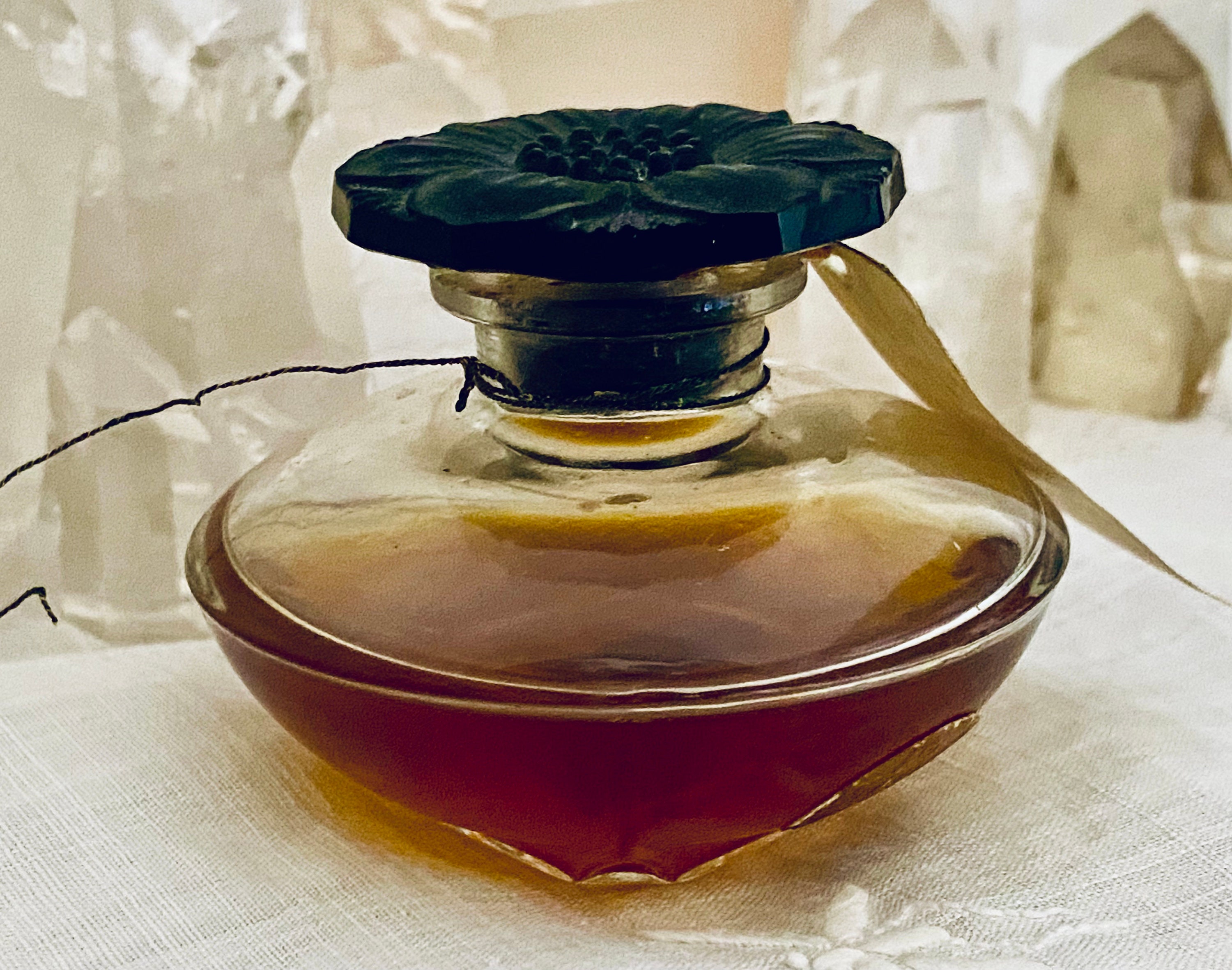 Caron, Narcisse Noir, 'black Narcissus', 60 Ml. or 2 Oz Caron, Narcisse Noir, 'black Narcissus', 60 Ml. or 2 Oz