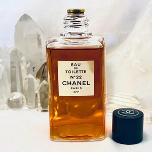Chanel, No. 22, 240 ml. or 85 oz. Flacon, Eau de Toilette, 1923, 1940, Paris, France .. bild 17