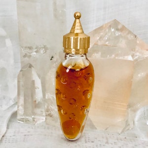 Caron, Fleurs de Rocaille, &#39;Rockery Flowers&#39;, 7.5 ml. or 0.25 oz. Flacon, Parfum Extrait, 1933, Paris, France ..