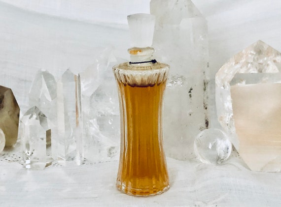 Richard Hudnut, Violet Sec, 'Dry Violet', 30 ml. or 1 oz. Flacon, Parfum Extrait, 1896, 1930, Paris, France ..