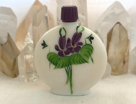 Lownds Pateman, Devon Violets, 6 drams or 22 ml. or 0.37 oz. Flacon, Pure Parfum Extrait, 1940, Tourquay, England ..
