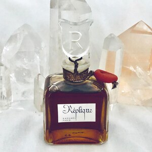 Raphaël, Raphael, Réplique, Replique, 'Replica', Woody Chypre, 60 ml., 2 oz. Flacon, Parfum Extrait, 1936, 1965, Paris, France ..