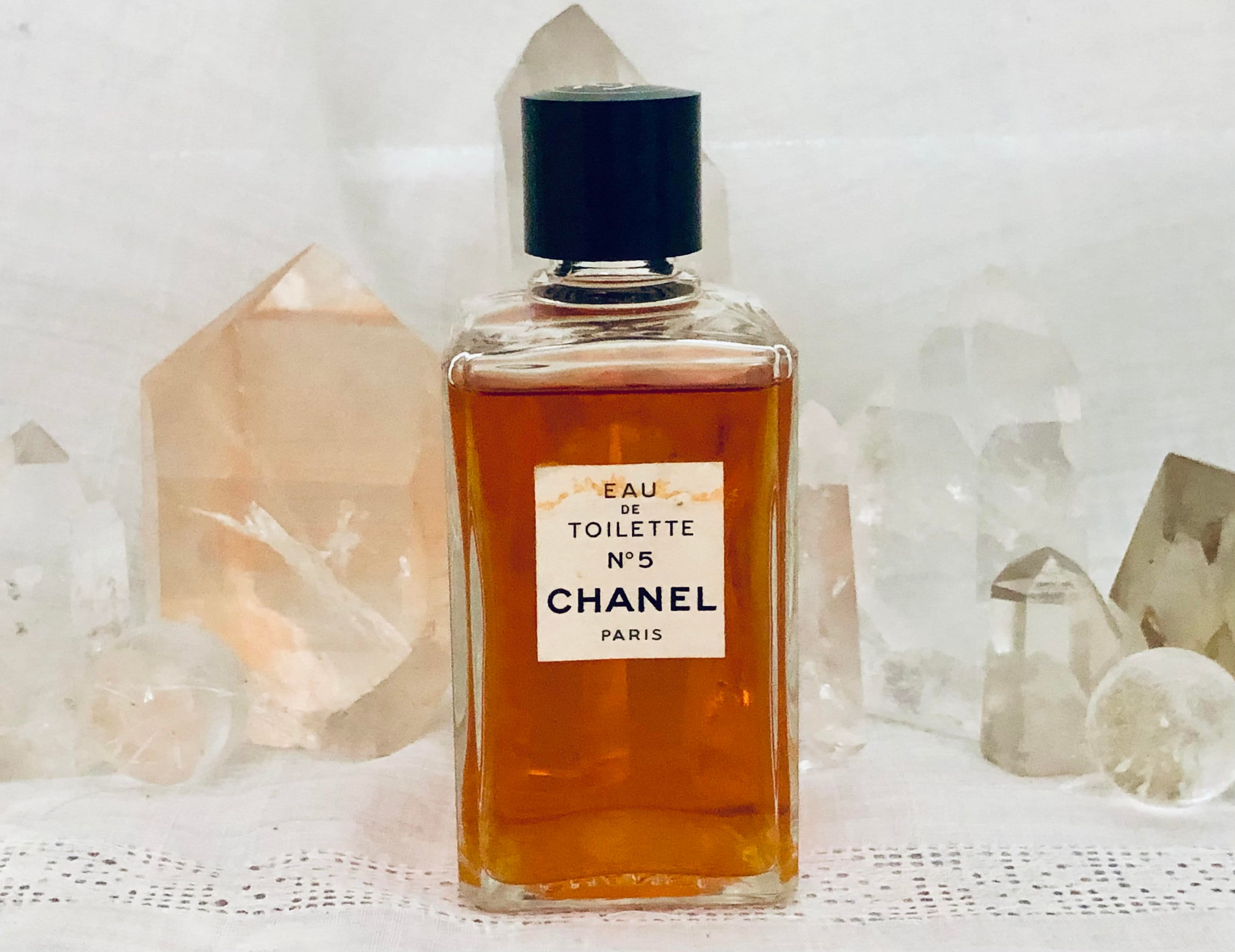 Chanel, No. 5, 120 ml. or 4 oz. Flacon, Eau de Toilette, 1921, 1940
