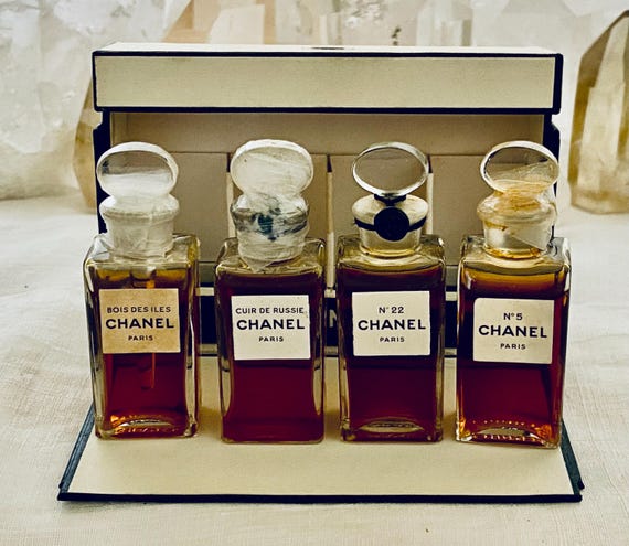 Chanel, Coffret Set, Cuir de Russie, No. 22, Bois des Iles, No. 5, 4 x 7.5 ml. or 0.25 oz. Flacons, Parfum Extrait, 1924, Paris, France ..