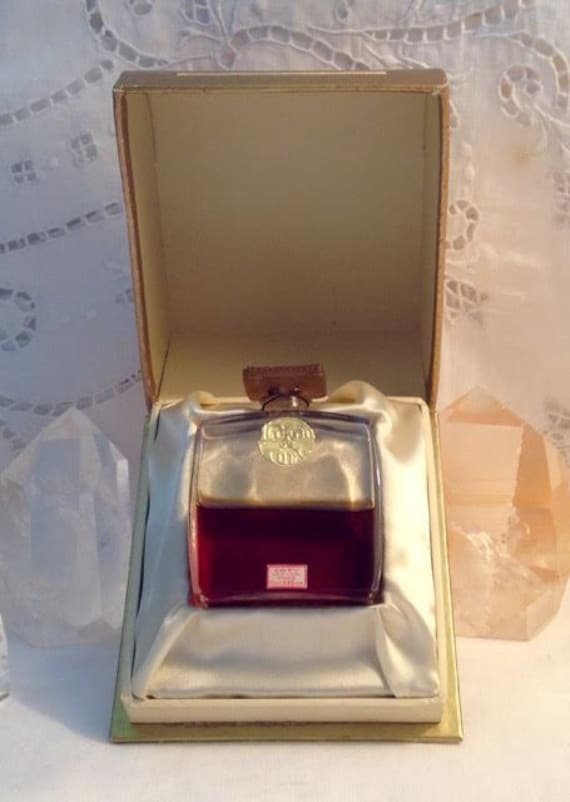 Coty, L’Origan, Decant Sample from Flacon, Essence, Parfum Extrait, Lalique, 1905, Paris, France .. Coty, L’Origan, Decant Sample from Flacon, Essence, Parfum Extrait, Lalique, 1905, Paris, France ..