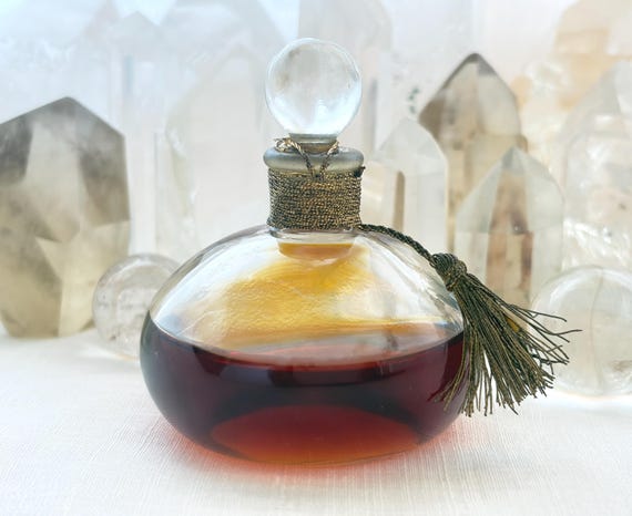 Elizabeth Arden, It's You!, 37 ml. or 1.25 oz. Flacon, Parfum Extrait, 1939, Paris, France ..