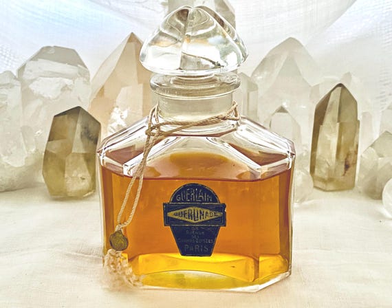 Guerlain, Guerlinade, 125 ml. or 4.4 oz. Flacon, Parfum Extrait, Flacon Quadrilobe, 1921, Paris, France ..