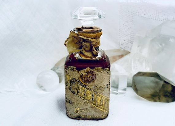 Roger & Gallet, Iris Blanc. White Iris, 50 ml. or 1.76 oz. Parfum Extrait, 1895, 1900, Paris, France ..