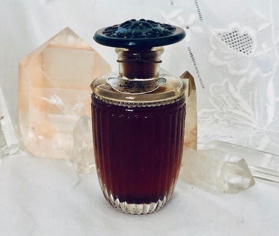 Rose Valois, Kasimir, 'Kashmir', 67 ml. or 2.25 oz. Flacon, Parfum Extrait, 1936, 1945, Paris, France ..