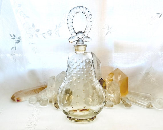 Caron, Coup de Fouet, 'Crack of the Whip', 'Whiplash', 300 ml. or 10.55 oz. Flacon Pour Eau de Cologne Poivrée, Baccarat, 1954, Paris, Franc