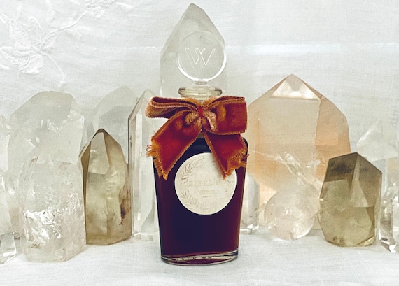 Weil, Zibeline, 'Sable', 55 ml. or 1 6/7 oz. Flacon, Parfum Extrait, 1930, 1950, Paris, France ..
