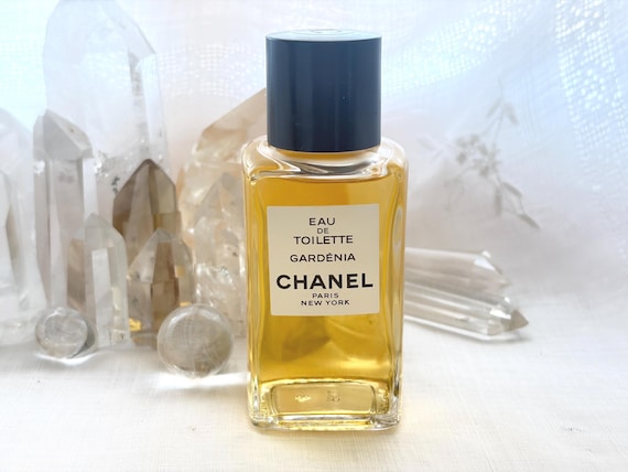 Chanel, Gardénia, Gardenia, 100 ml. or 3.3 oz. Flacon, Eau de Toilette, 1925, 1960, Paris, France ..