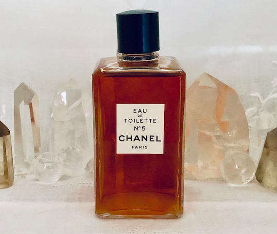 Chanel No 5 Eau de Toilette Chanel perfume - a fragrance for women 1924