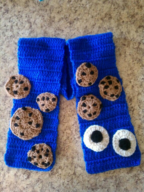 Items similar to Cookie Monster Scarf Child Size on Etsy