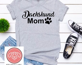 Unisex Dachshund mom T-SHIRT