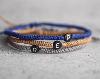 Gepersonaliseerde initialenarmband voor heren: waterdichte boho-sieraden