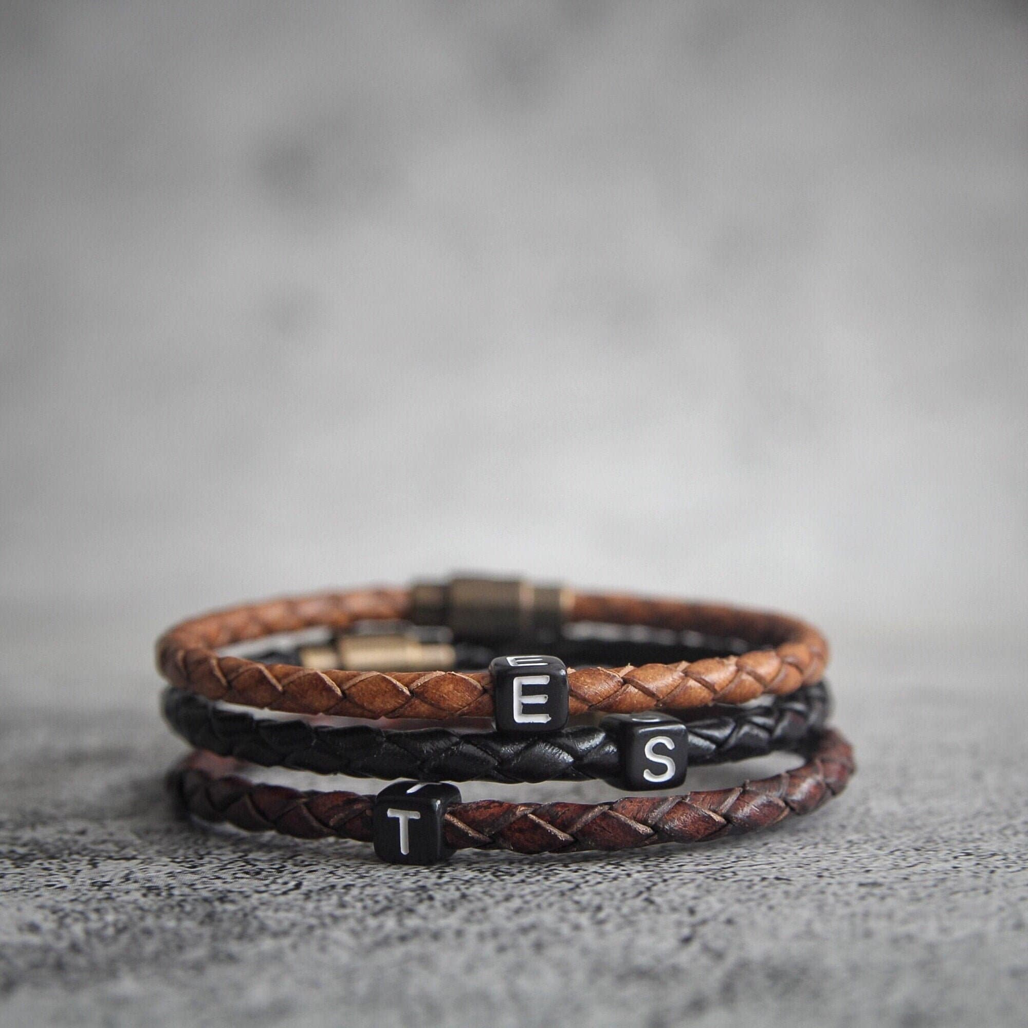 Bracelets – Design Letters EUR