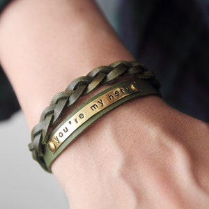 Pulsera de cuero personalizada para hombre: regalo con mensaje secreto grabado