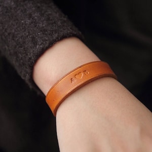 Personalized Bracelet for Women, Custom Name Bracelet for Couples, Pertner Bracelet, Inspiration Bracelet, Gift for Women Men Anniversary