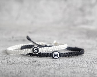 Minnaar bijpassende armband voor koppels, koppels armbanden, gepersonaliseerde initialen armbanden, vriendschapsarmbanden, cadeau voor hem, set van 2