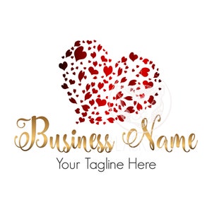 Design del logo con cuore rosso e oro: marchio femminile ed elegante (file digitali)
