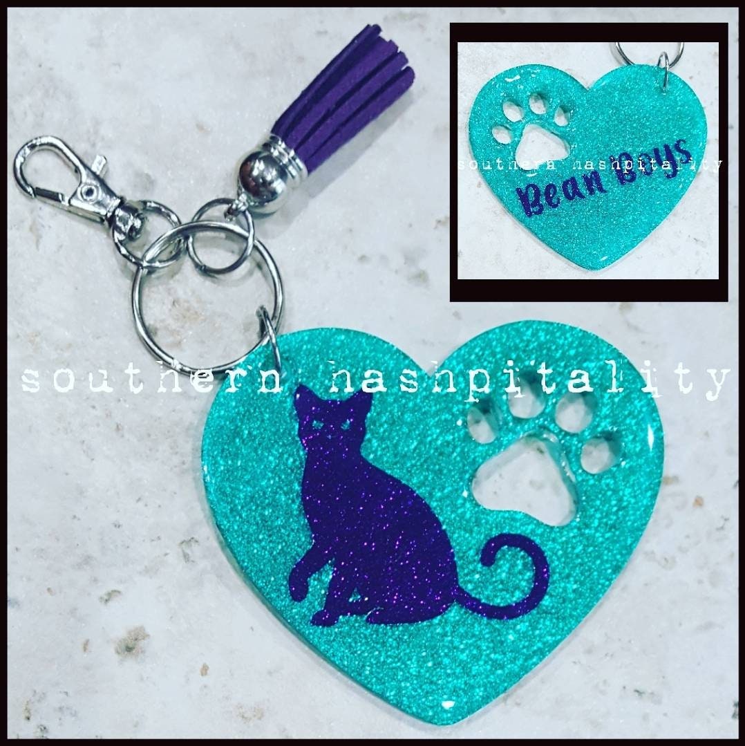 Personalized Pet Memorial Keychain, Cat or Dog Heart Keychain - Etsy
