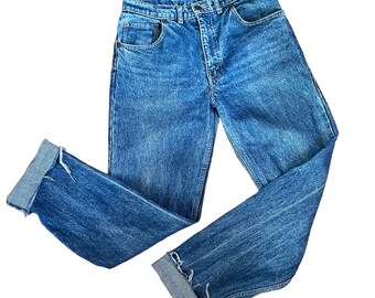 Vintage Levis 555 / 1990s Denim Mid Wash / Classic Slim Cut / Boyfriend Jeans / Size S