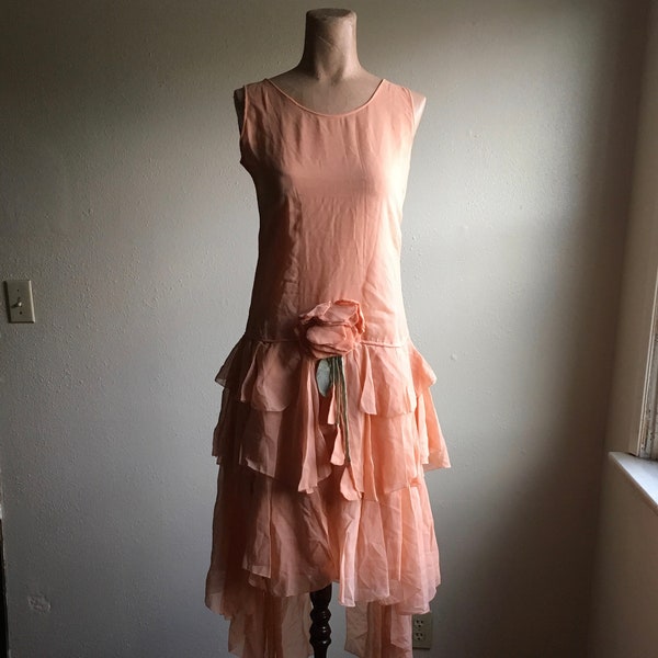 vintage 20s blushing peach gauze chiffon drop waist ruffle tier skirt decorative flower tie back tea dress w29