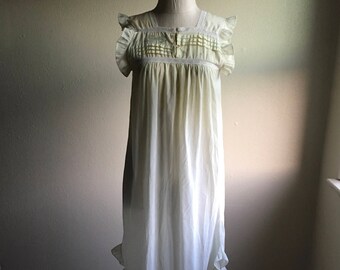 vintage 70s barbizon hope yellow ombre baby doll nightgown square neck ruffle lace trim ribbon trim