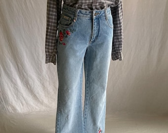 ヴィンテージ Y2K レディース ブルージーンズ キックフレア フローラル ローズ刺繍 ザナディ ヒッピー ボヘミアンスタイル デニム