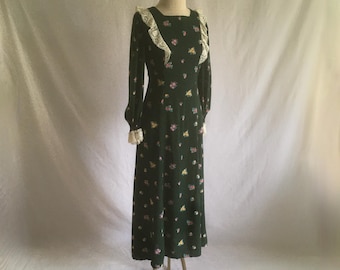 Halloween Costume Green Calico Prairie Dress White Eyelet Sleeves and Front  Inset Maxi Dress Matching Bonnet Colonial Dress - Etsy