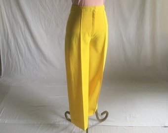 vintage 70s womens handmade banana yellow polyester slacks high waist creased wide leg trousers 1970s 26 27 28