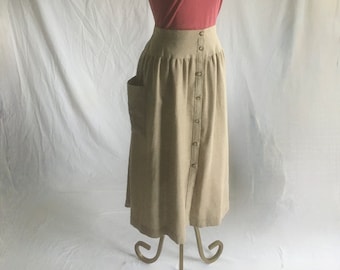 vintage 70s khaki button up mid calf skirt big side pockets semi transparent weave cos cob