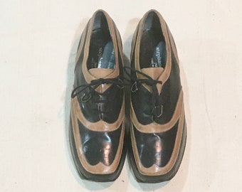 Zapatos vintage de los años 90 de Stéphane Kélian Paris con plataforma de cuero bicolor y punta de ala, hechos en Francia, para mujer, 10