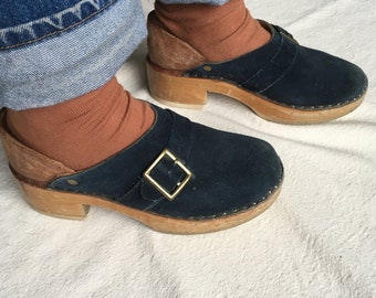 multnomah leather clogs