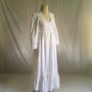 vintage Laura Ashley white cotton prairie dress made in Wales UK 14/ US 12/ EURO 40 hippie boho tie back ruffle womens rennaissance style