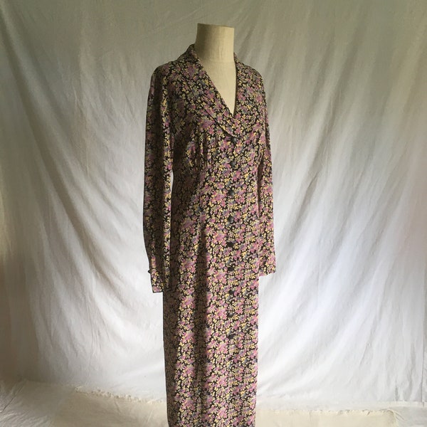 Robe Liz Claiborne | Marketplace de Gros Vintage - Vente en Gros Vintage | Fleek Robe Liz Claiborne | Marketplace de Gros Vintage - Vente en Gros Vintage | Fleek